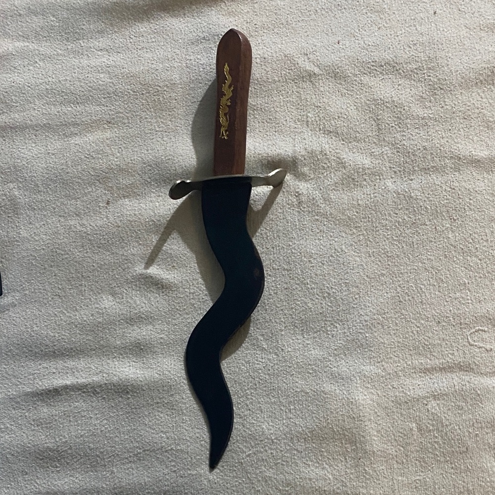 Curved Dagger with Wooden Handle